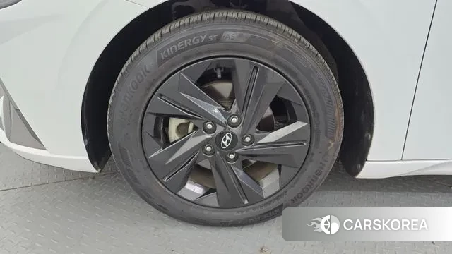 Hyundai Avante (CN7) id 3504713 из Кореи 15