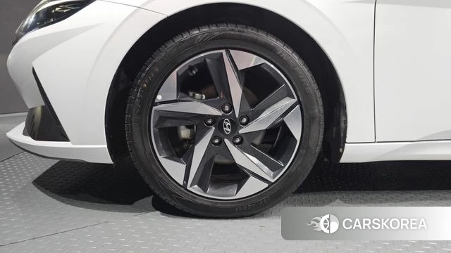 Hyundai Avante Hybrid (CN7) id 4603198 из Кореи 26