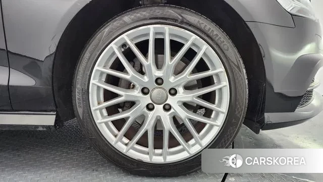 Audi New A6 id 3627189 из Кореи 15