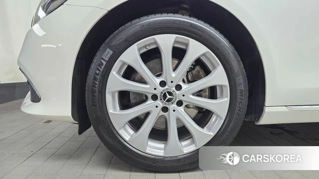 Mercedes-Benz E-Class W213 id 4411327 из Кореи 26