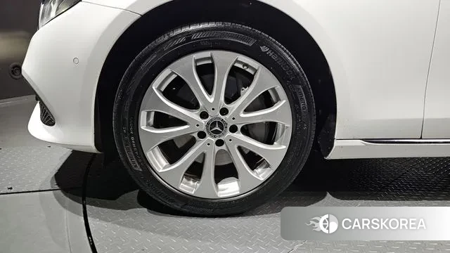 Mercedes-Benz E-Class W213 id 3292034 из Кореи 15