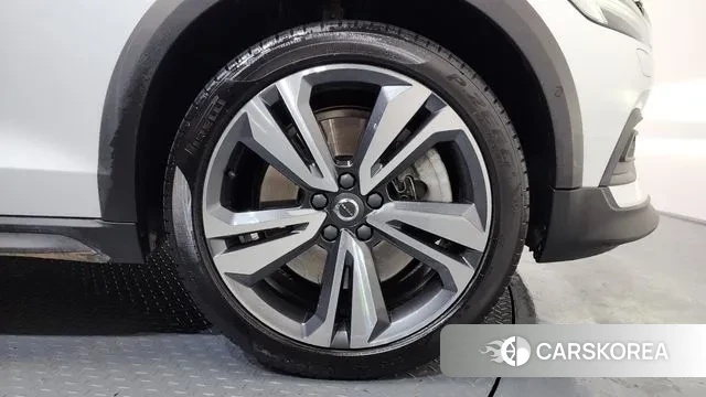 Volvo V60 Cross-Country 2nd Generation id 3568179 из Кореи 15