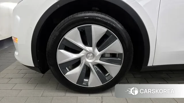 Tesla Model Y id 3252399 из Кореи 15