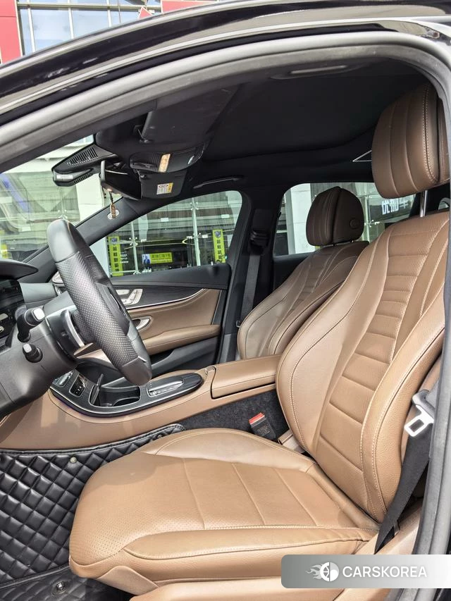 Mercedes-Benz E-class PHEV id 4271616 из Китая 12