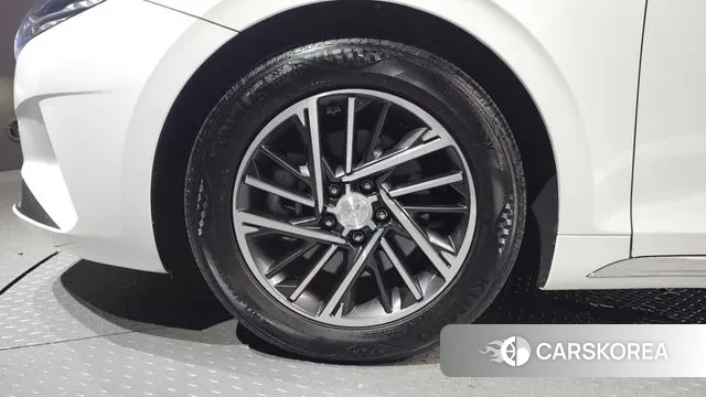 Hyundai The New Grandeur IG id 3258818 из Кореи 15