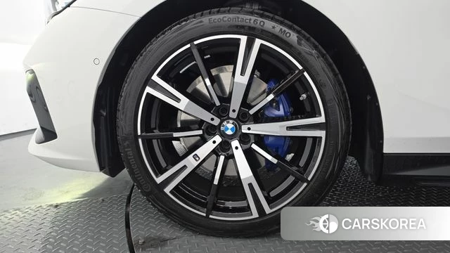 BMW 5 Series (G60) id 4695739 из Кореи 29