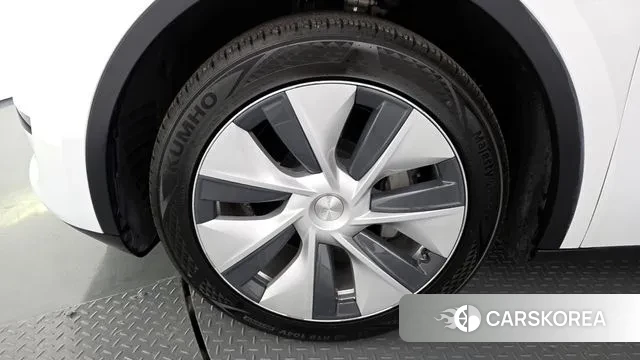 Tesla Model Y id 3523706 из Кореи 15