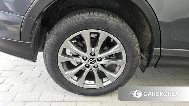 Toyota RAV4 id 4694099 из Кореи 15