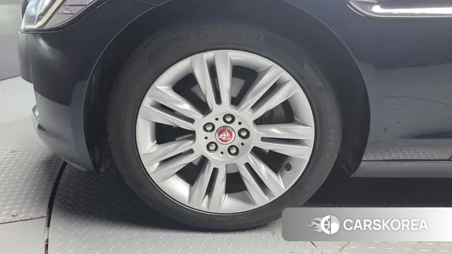 Jaguar XF (X260) id 3324525 из Кореи 15