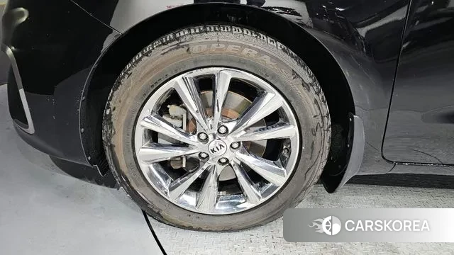 Kia The New Carnival id 3651386 из Кореи 15