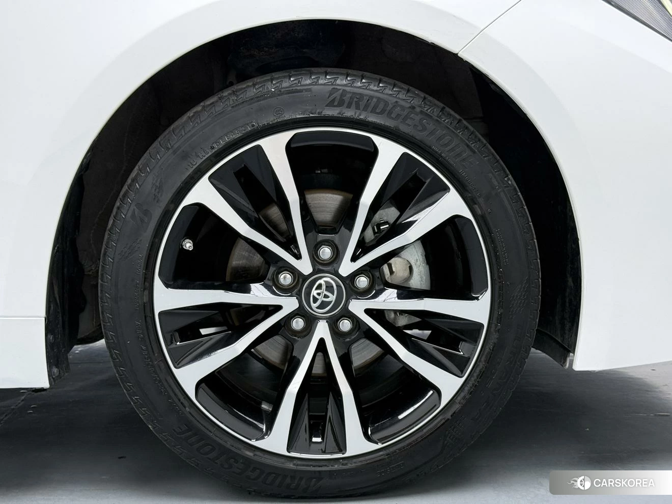 Toyota Levin id 4467444 из Китая 13