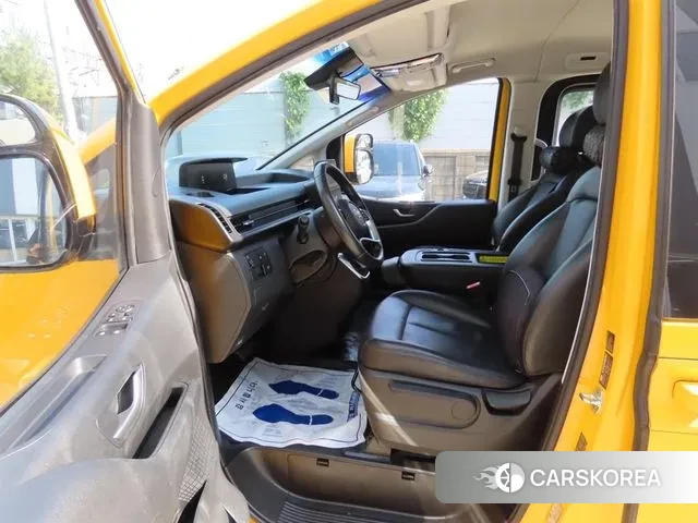 Hyundai Staria id 3300739 из Кореи 15