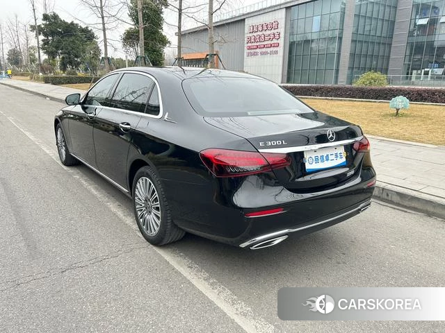 Mercedes-Benz E-class id 4264909 из Китая 15
