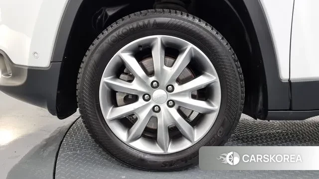 Jeep Cherokee (KL) id 3259576 из Кореи 15