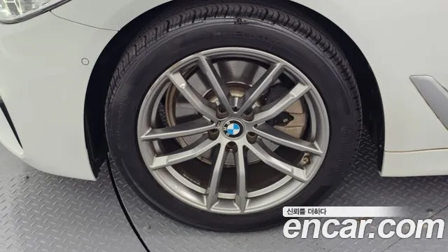 BMW 5 Series (G30) id 2946439 из Кореи 15