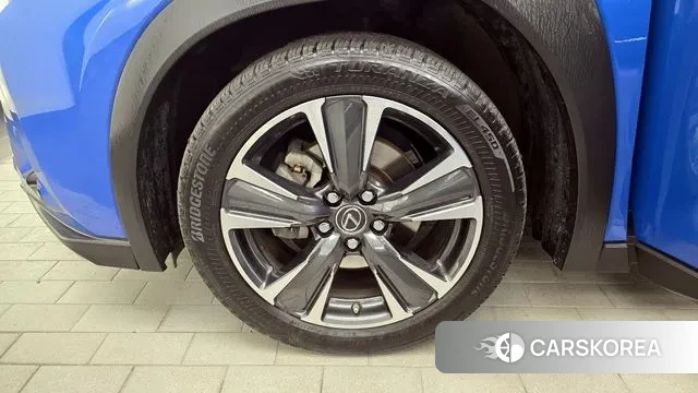 Lexus UX250h id 3514822 из Кореи 15