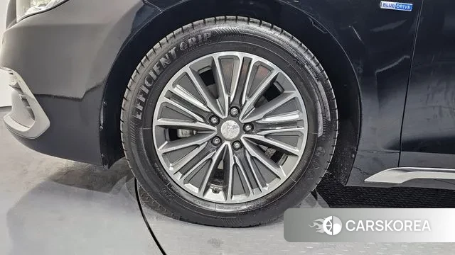 Hyundai Grandeur IG Hybrid id 3661779 из Кореи 15