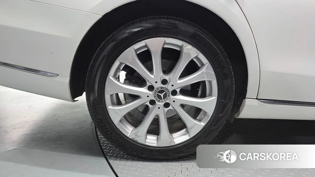 Mercedes-Benz E-Class W213 id 4693485 из Кореи 29