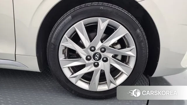 Hyundai The New Grandeur IG Hybrid id 3356214 из Кореи 15