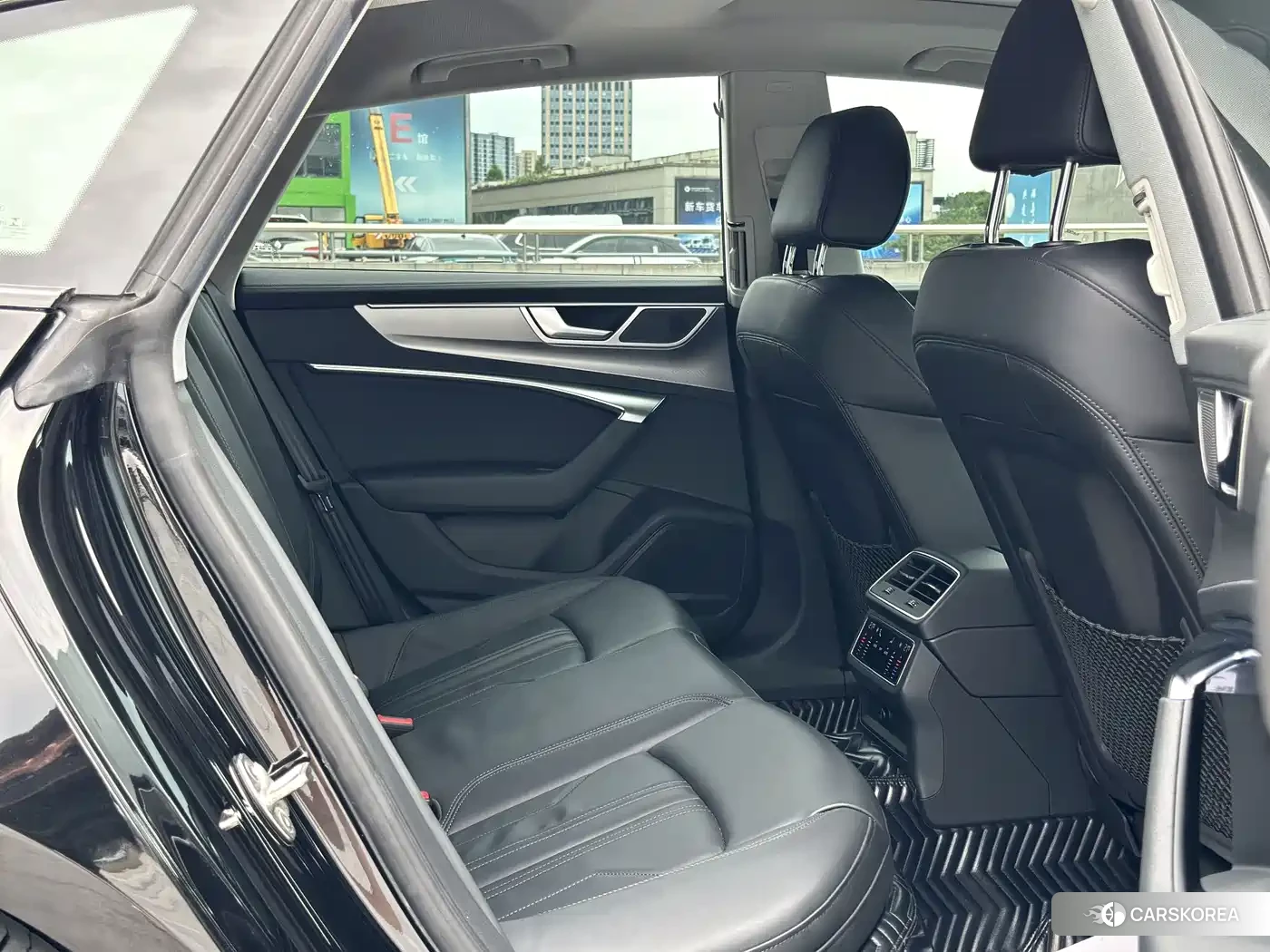 Audi A7 id 4583890 из Китая 9