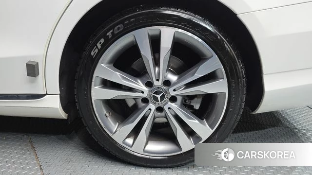 Mercedes-Benz C-Class W205 id 3845977 из Кореи 15