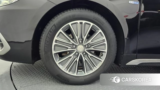 Hyundai Grandeur IG Hybrid id 4605062 из Кореи 15