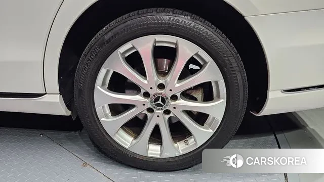 Mercedes-Benz E-Class W213 id 3541182 из Кореи 15