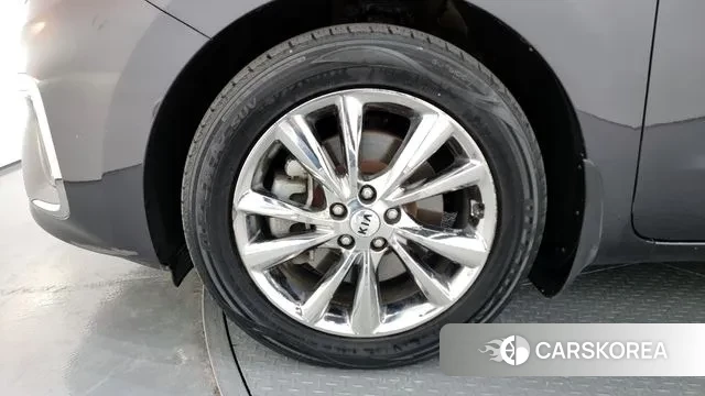 Kia The New Carnival id 2510452 из Кореи 15