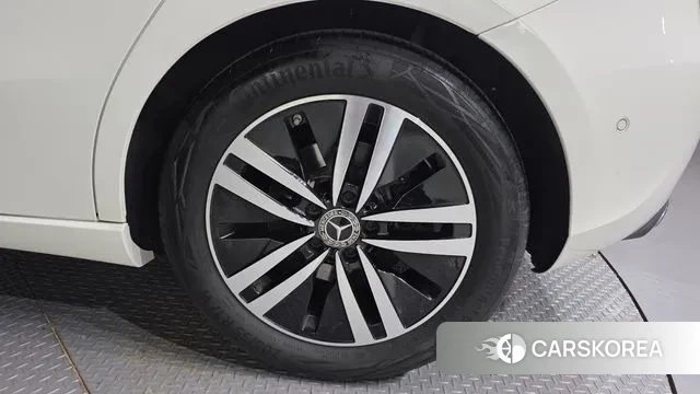 Mercedes-Benz A-Class W177 id 3301564 из Кореи 15