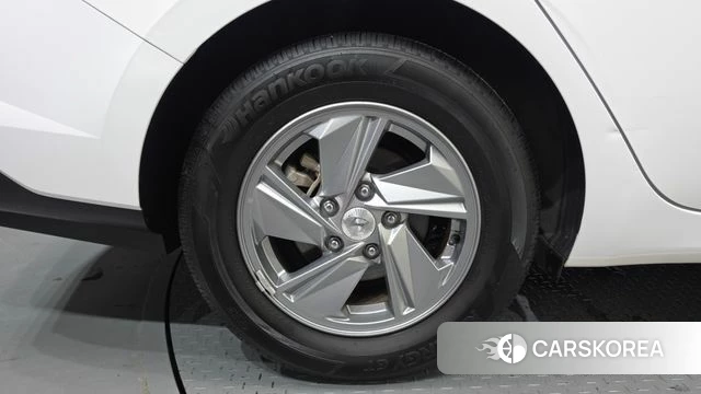 Hyundai The New Avante (CN7) id 4602942 из Кореи 25