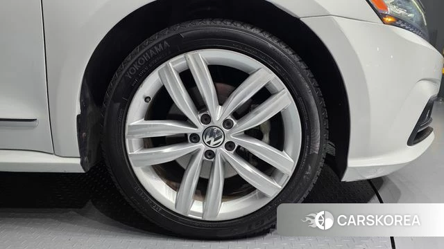 Volkswagen The New Passat id 3820864 из Кореи 15