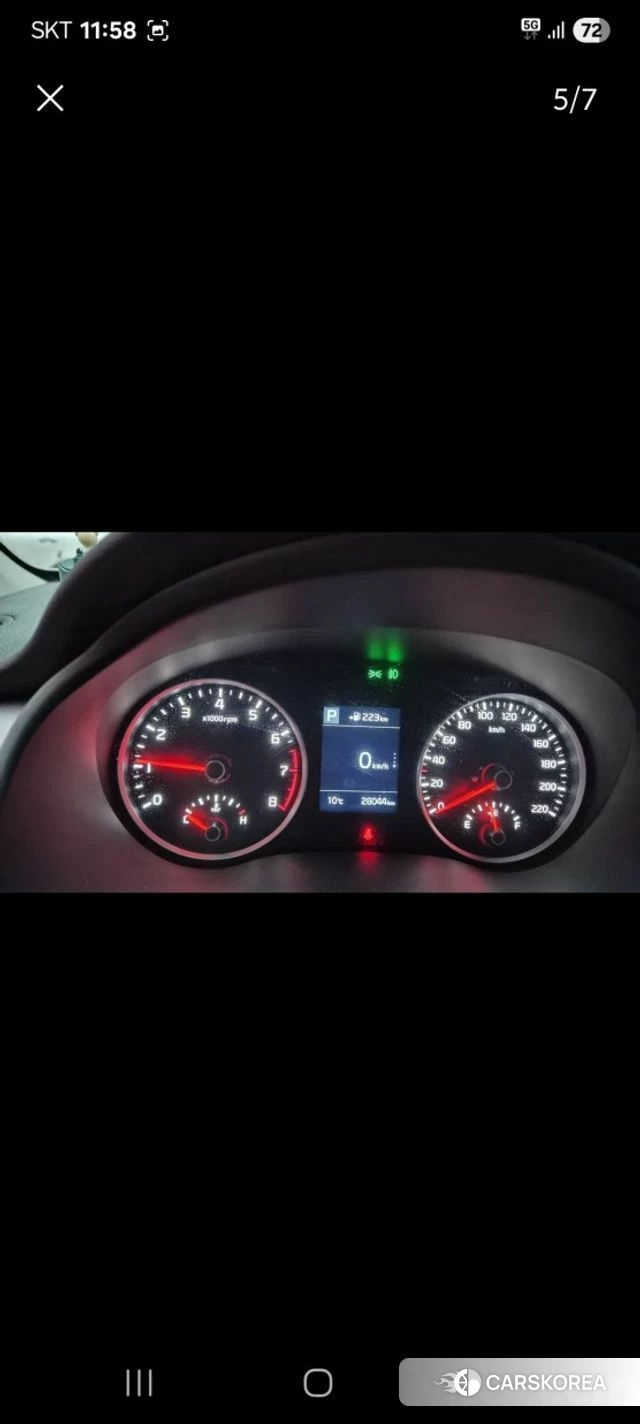 Kia Stonic 2018 Белый из Кореи, фото 5