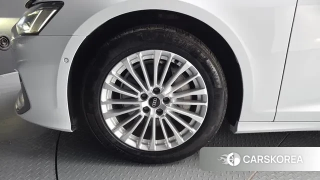 Audi A6 (C8) id 3343852 из Кореи 15