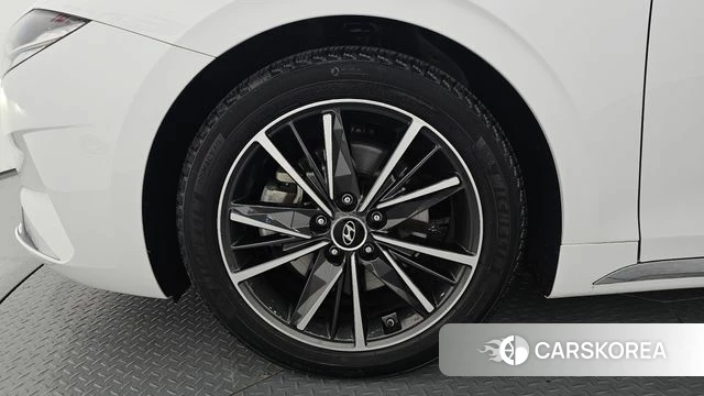 Hyundai The New Grandeur IG id 4464758 из Кореи 27