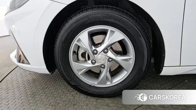 Hyundai Avante (CN7) id 3713402 из Кореи 15