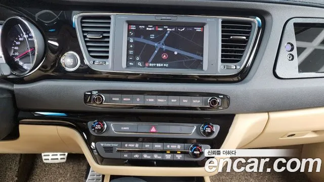 Kia The New Carnival id 2690225 из Кореи 15