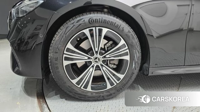 Mercedes-Benz E-Class W214 id 4301937 из Кореи 26