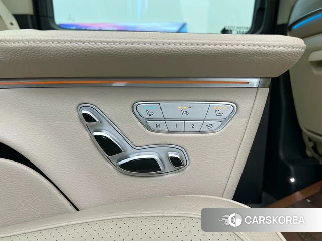 Mercedes-Benz V-class id 4256535 из Китая 34