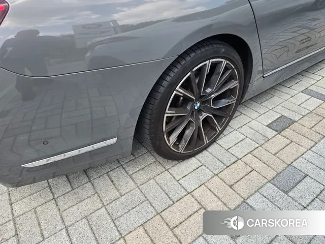 BMW 7 Series (G11) id 2979804 из Кореи 15