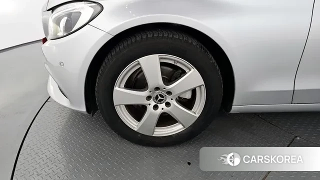 Mercedes-Benz C-Class W205 id 3259488 из Кореи 15