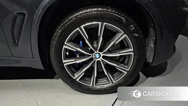 BMW X5 (G05) id 3038891 из Кореи 15