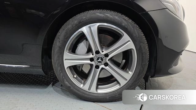Mercedes-Benz E-Class W213 id 4751388 из Кореи 28