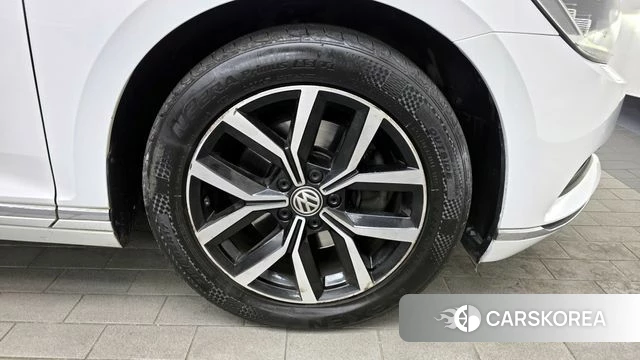 Volkswagen Passat GT (B8) id 3873900 из Кореи 15