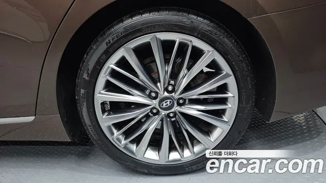 Hyundai Grandeur IG id 2470298 из Кореи 15