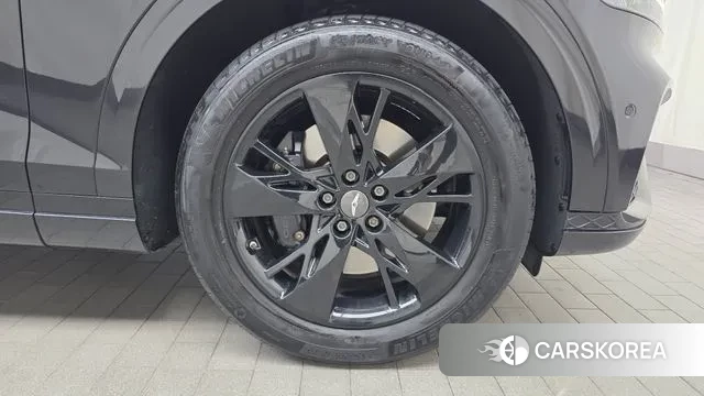 Genesis GV70 id 3777917 из Кореи 15