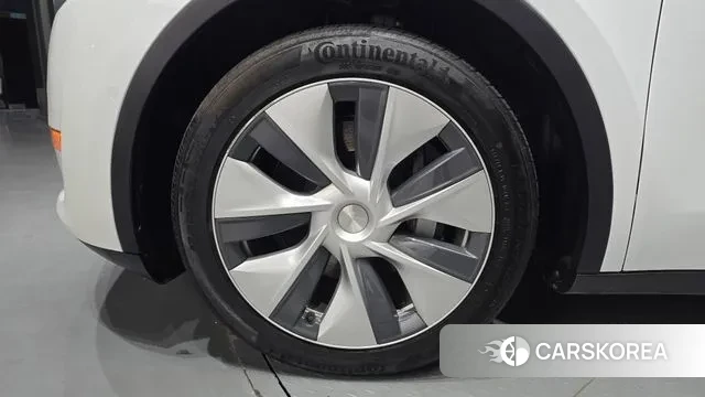 Tesla Model Y id 2969903 из Кореи 15