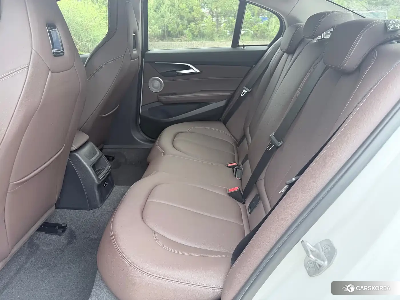 BMW 1 series id 4577498 из Китая 8