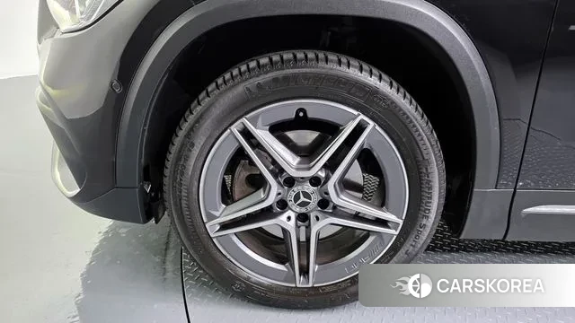 Mercedes-Benz GLA - Class H247 id 3776785 из Кореи 15