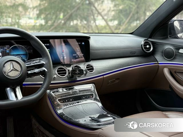 Mercedes-Benz E-class id 4260511 из Китая 18