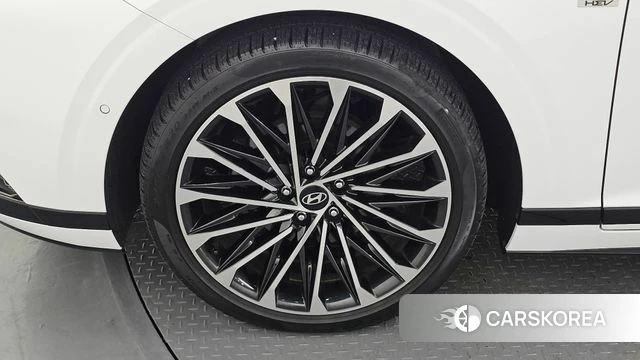 Hyundai Grandeur Hybrid (GN7) id 4400679 из Кореи 29